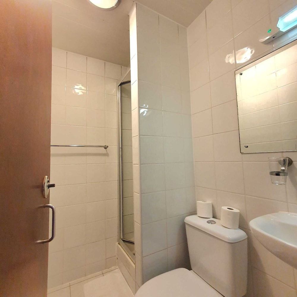 Hotel Oliver Twin Room 3