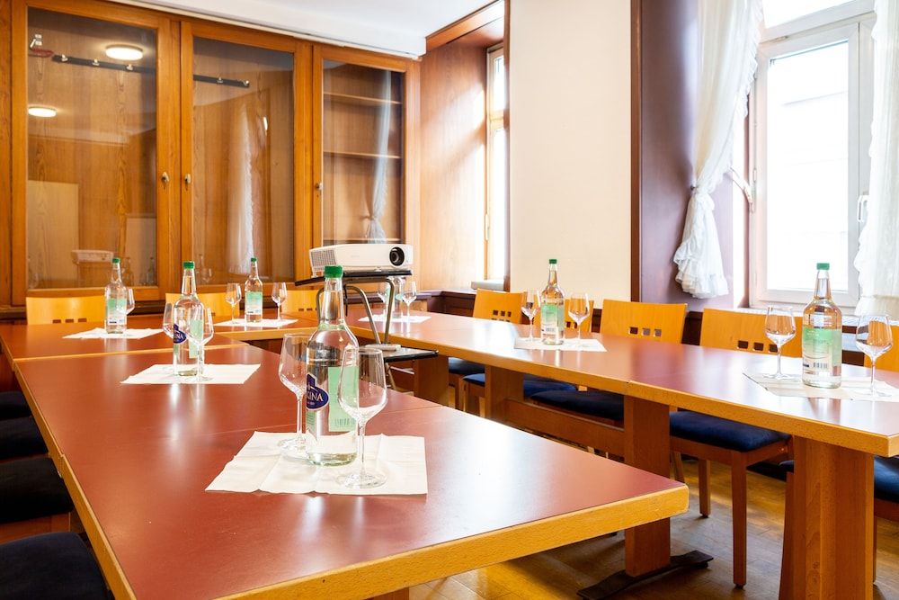 undefined Hotel Rheinfelderhof 8