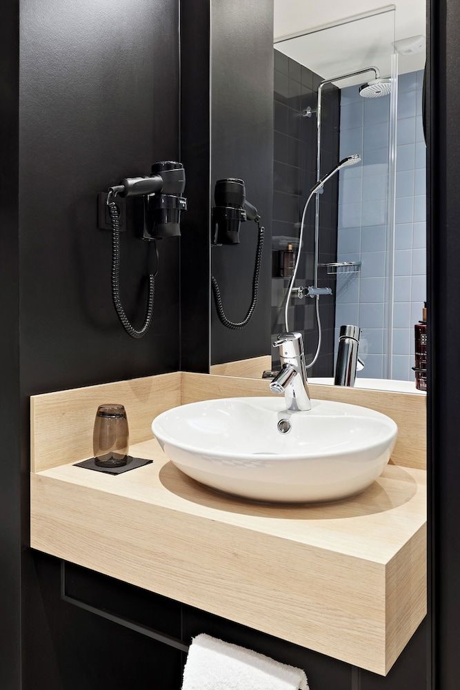 LÉGÈRE HOTEL Erfurt Standard Double Room 4