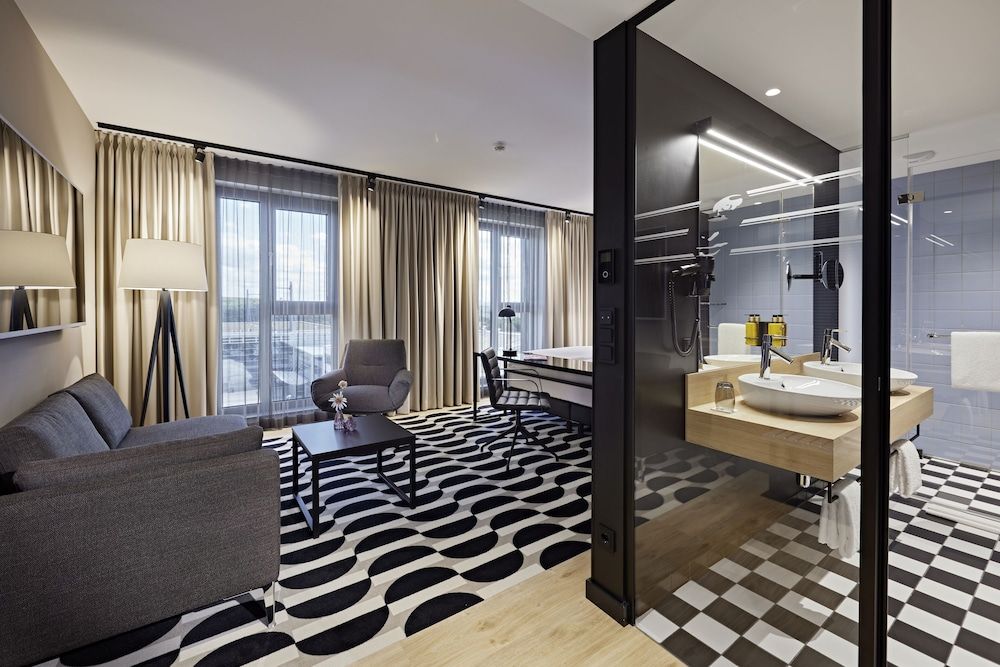 LÉGÈRE HOTEL Erfurt Gallery Double Room, 1 King Bed 4