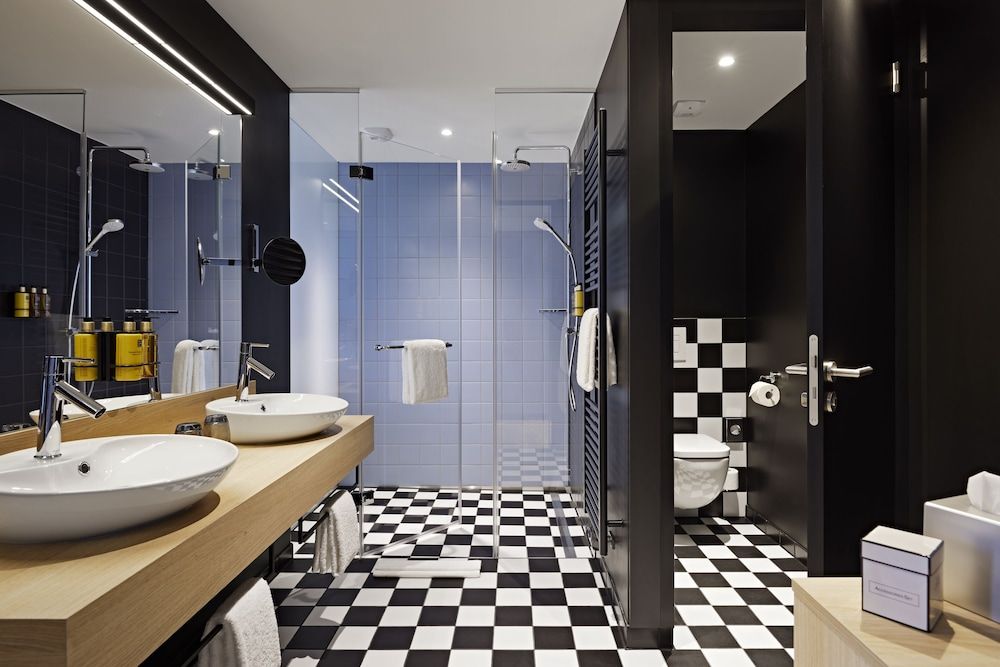 LÉGÈRE HOTEL Erfurt Gallery Double Room, 1 King Bed 2