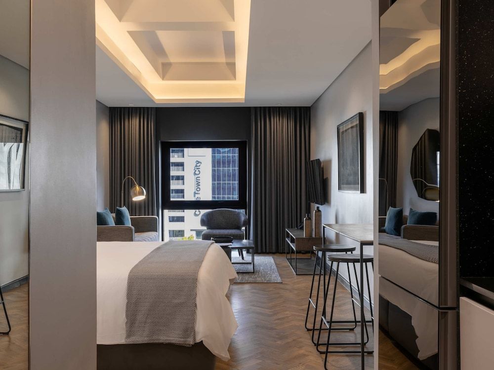 undefined The Onyx Apartment Hotel by NEWMARK 7