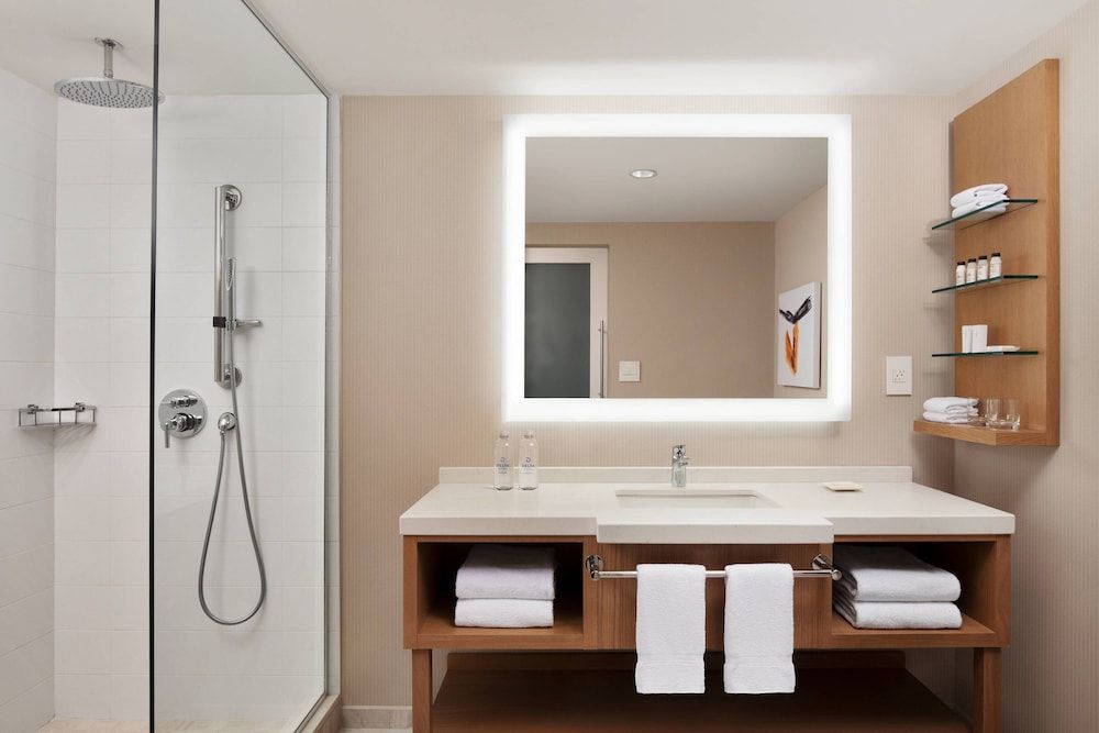 Room, 1 King Bed