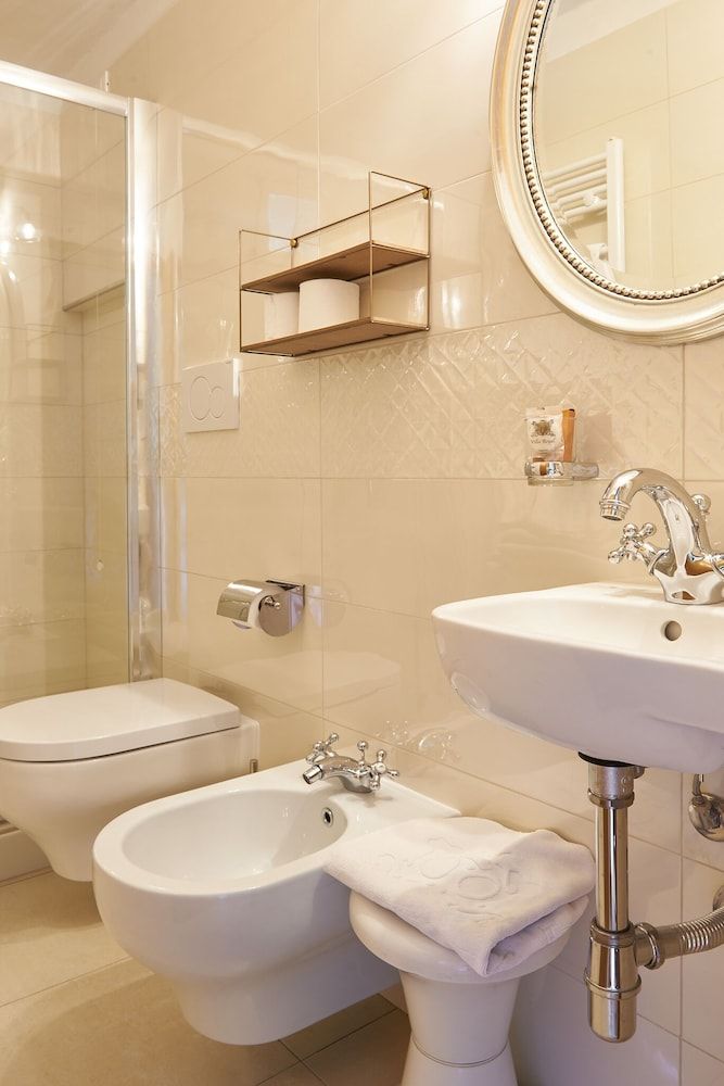 undefined Villa Royal 9