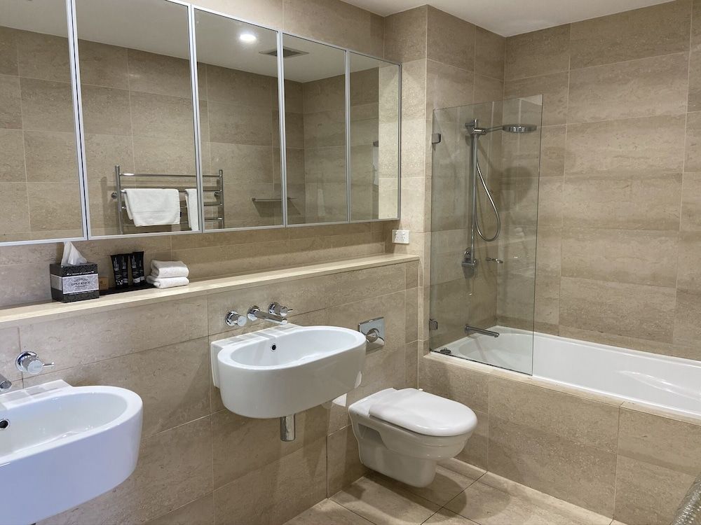 Mantra Nelson Bay 3 Bedroom 2 Bathroom 2 Level Water Aspect Penthouse 9