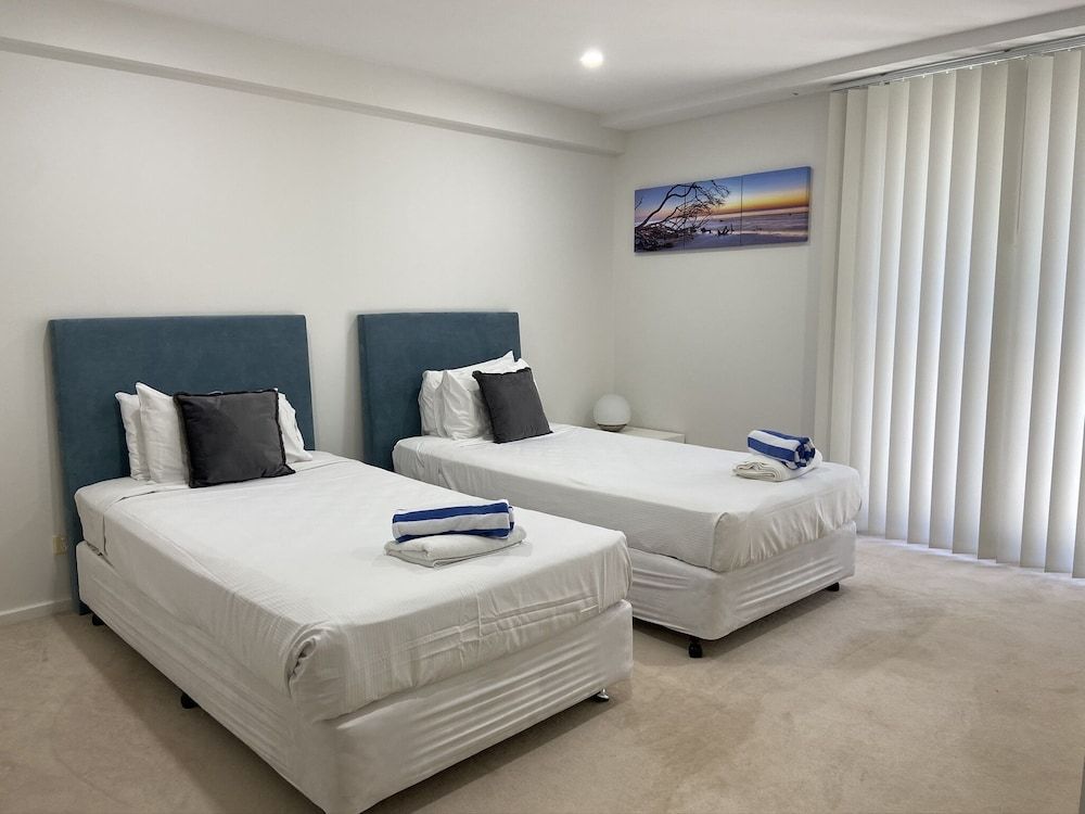Mantra Nelson Bay 3 Bedroom 2 Bathroom 2 Level Water Aspect Penthouse 3