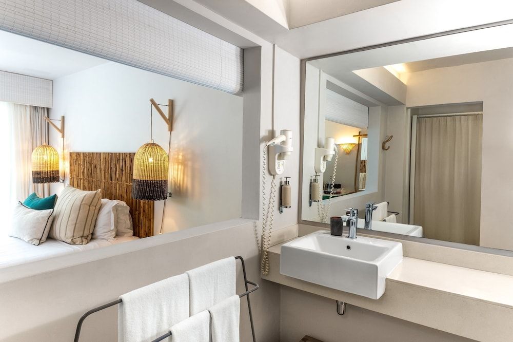 Lagoon Attitude - Adults Only Room (Couple) 3