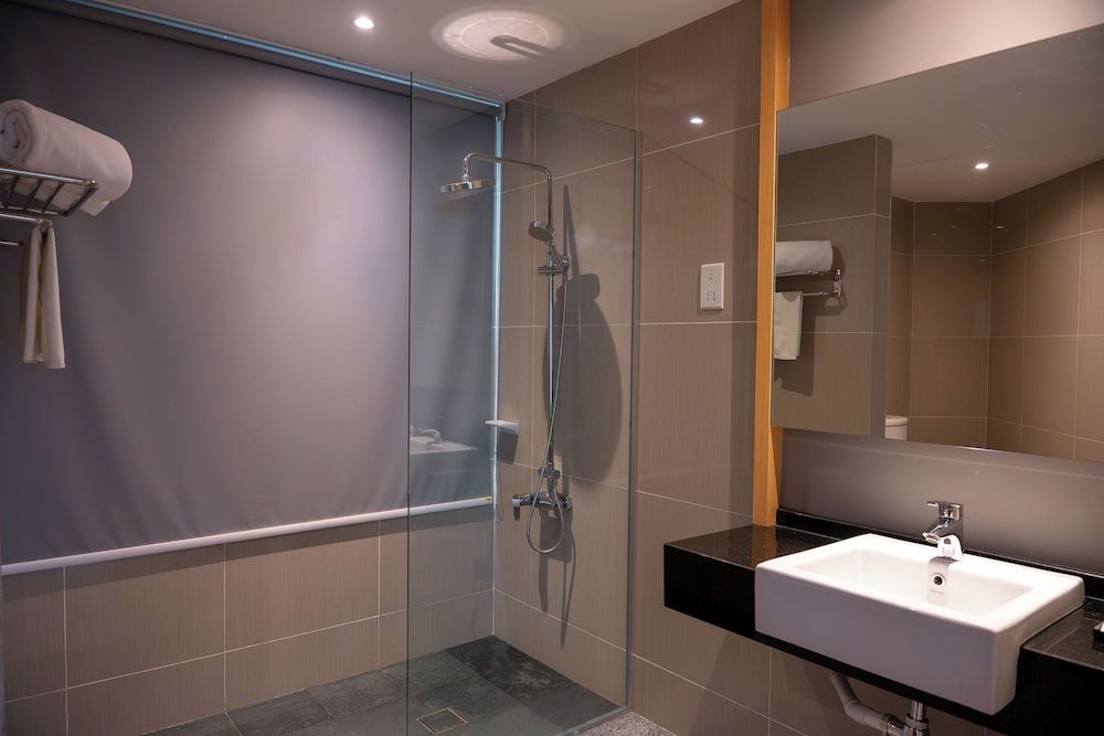 Paya Bunga Hotel Terengganu Deluxe Double or Twin Room 4