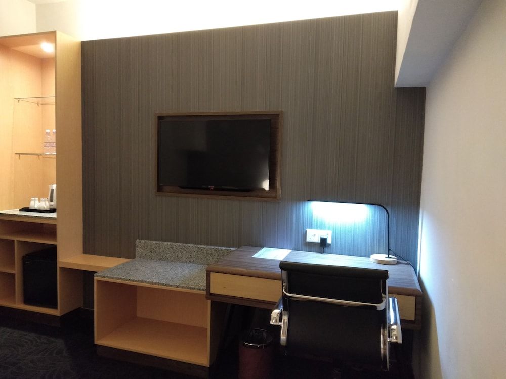 Paya Bunga Hotel Terengganu Superior Twin Room, 2 Twin Beds, No Windows 4