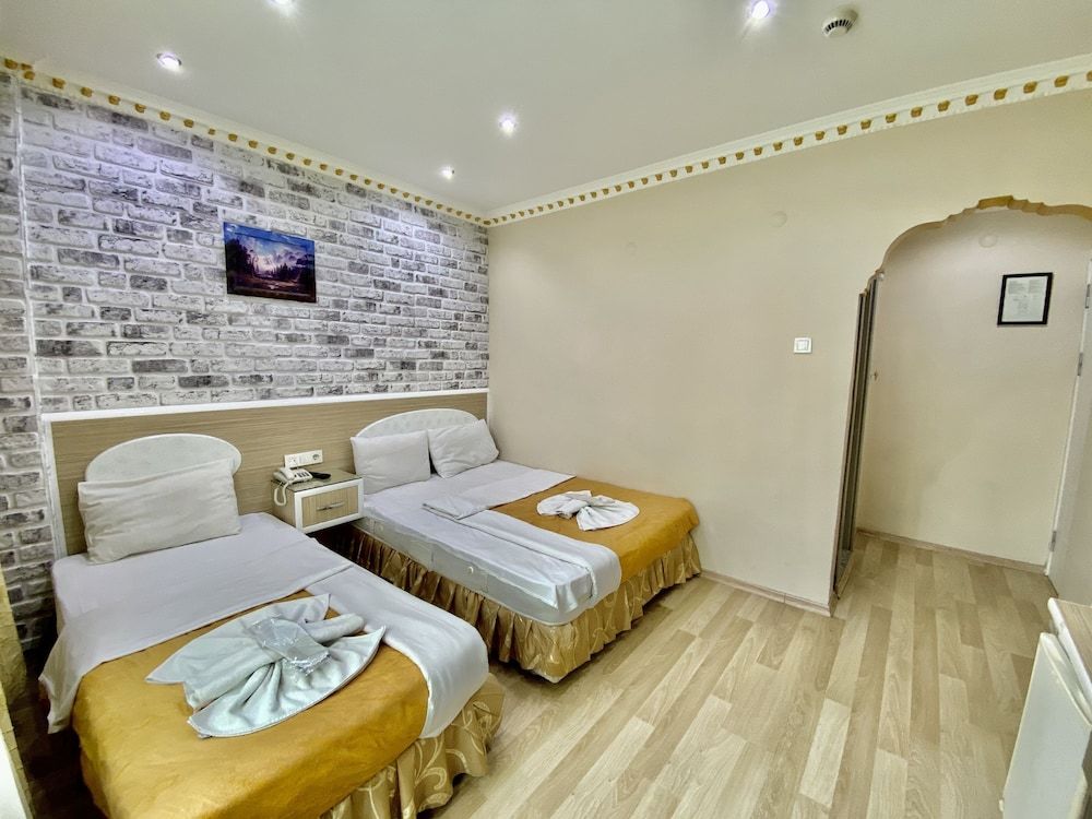 undefined Grand Oral Hotel 3