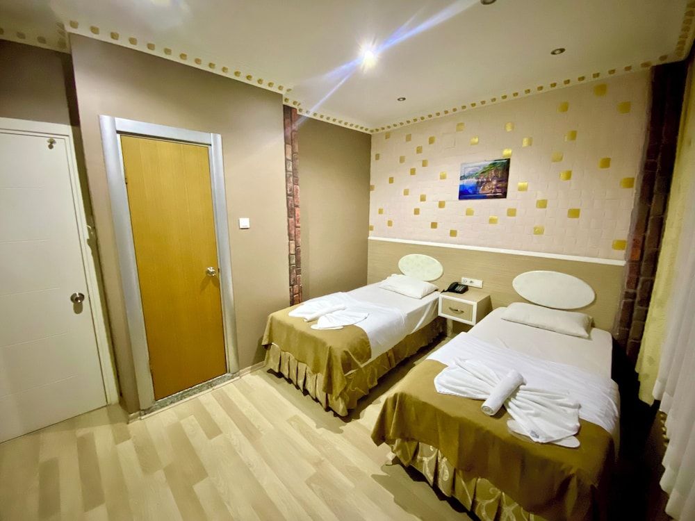 Grand Oral Hotel Standard Double Room Single Use 8