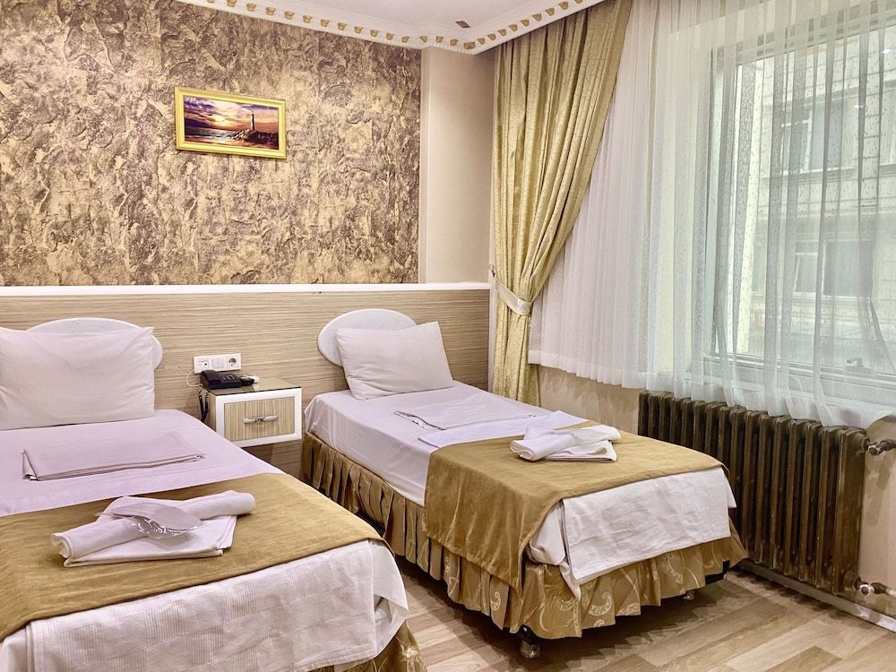 Grand Oral Hotel Standard Double Room Single Use 6