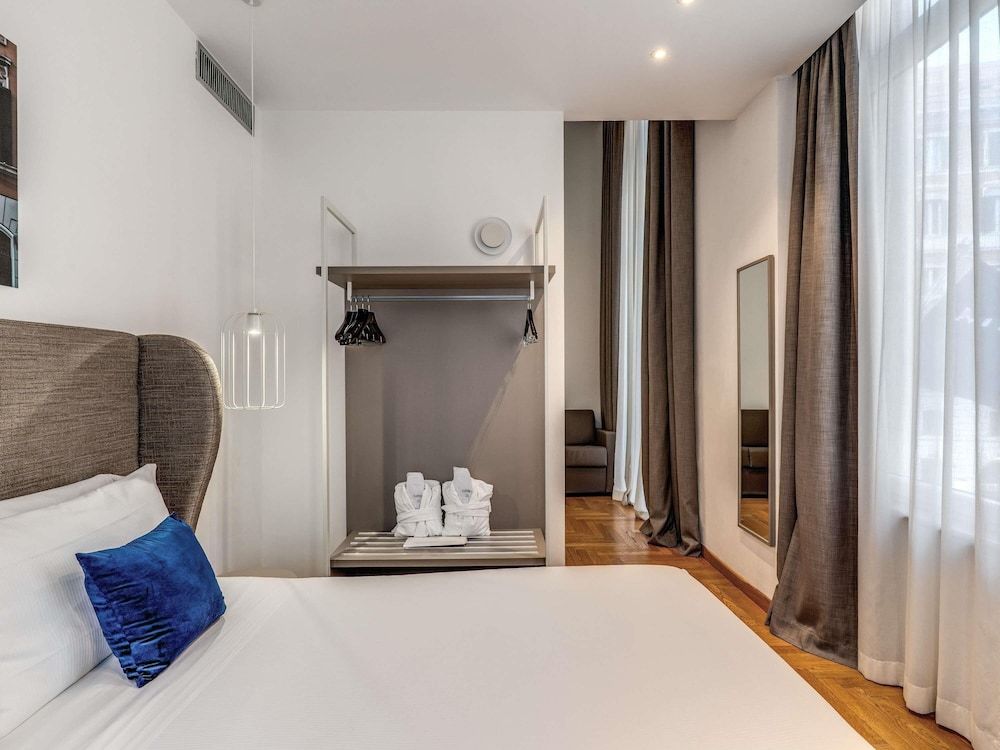 undefined Mercure Roma Centro Termini 8