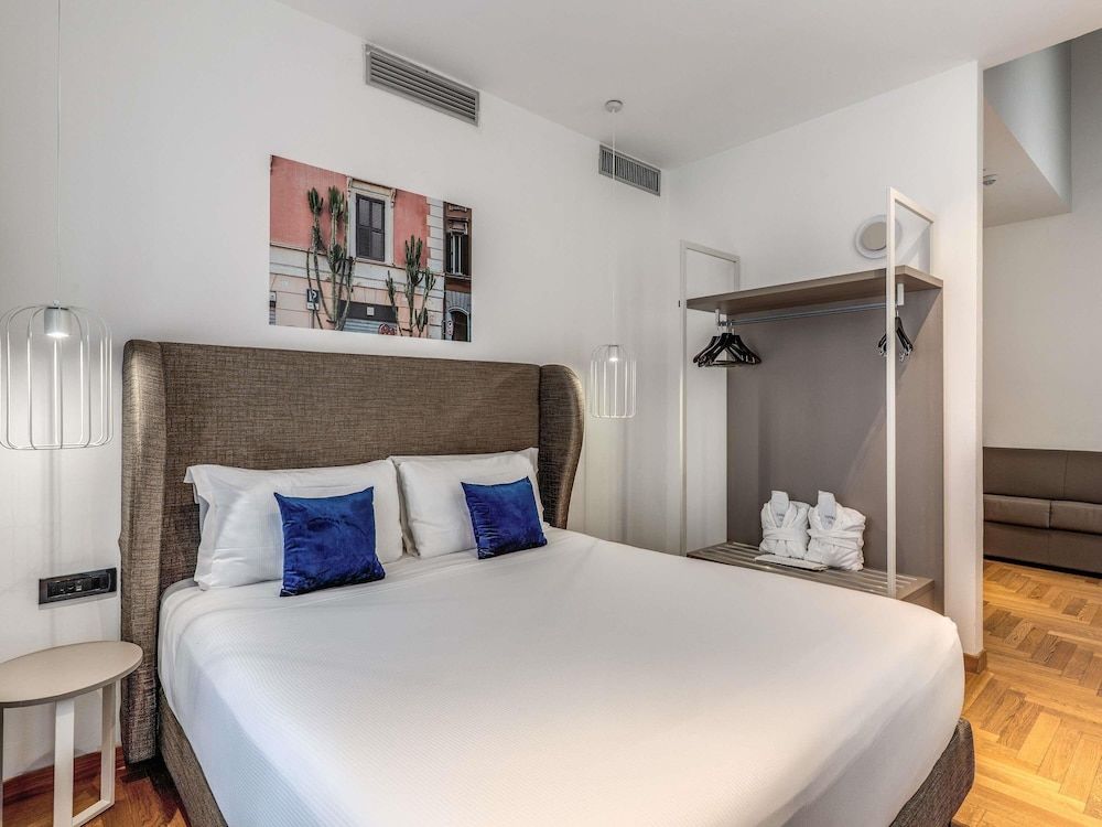 undefined Mercure Roma Centro Termini 2