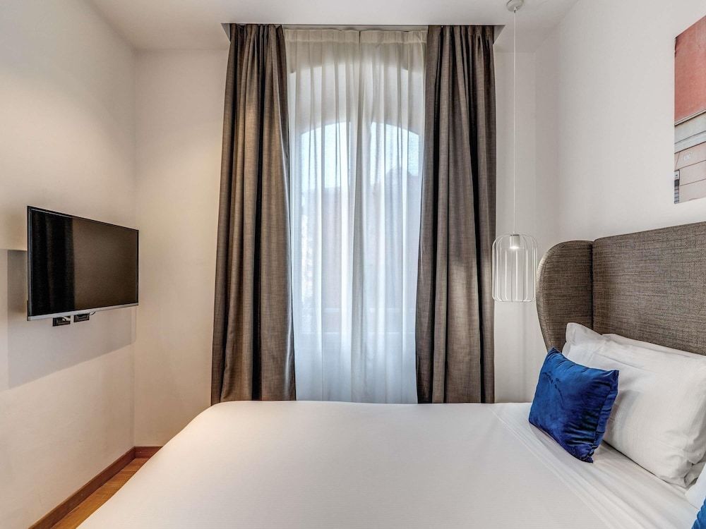 undefined Mercure Roma Centro Termini 6
