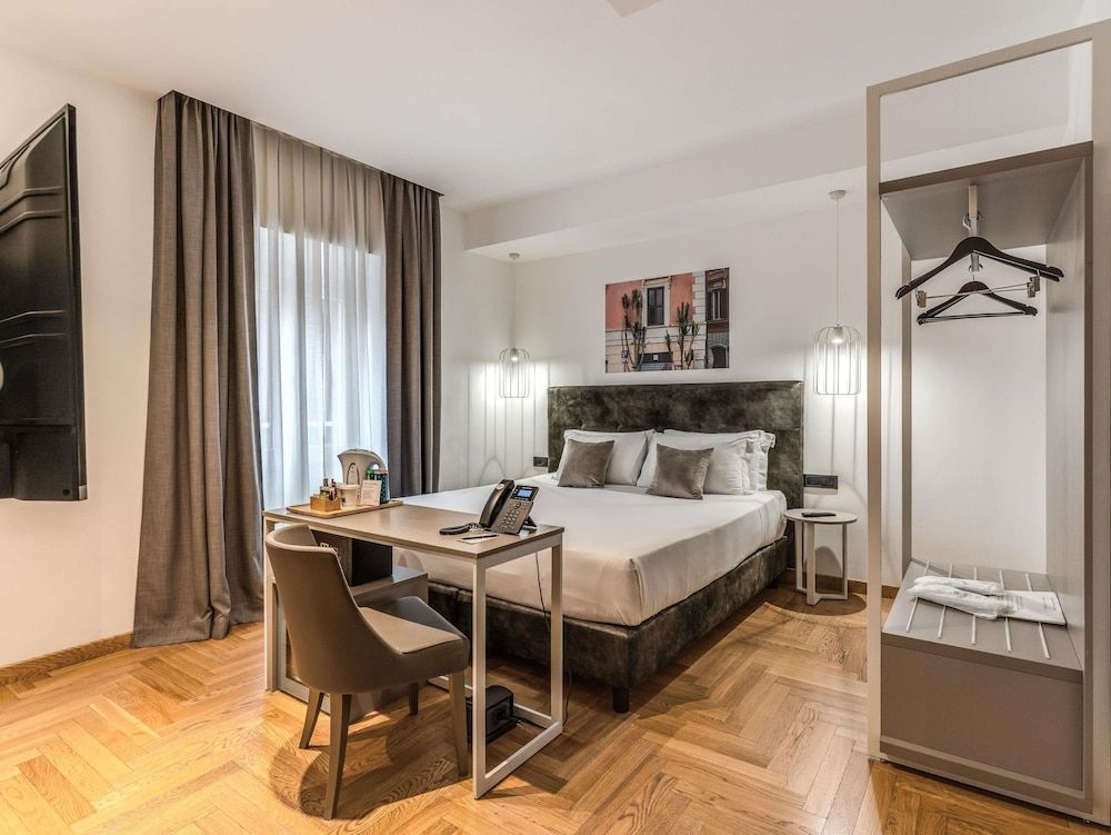 undefined Mercure Roma Centro Termini 3