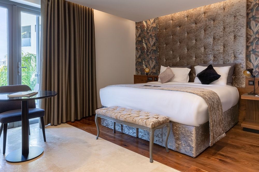 The Village Boutique & Spa Deluxe Double or Twin Room 2