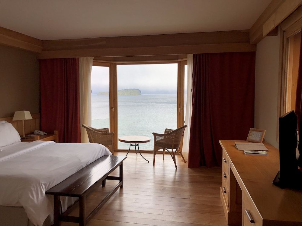 Correntoso Lake & River Hotel Junior Suite 4