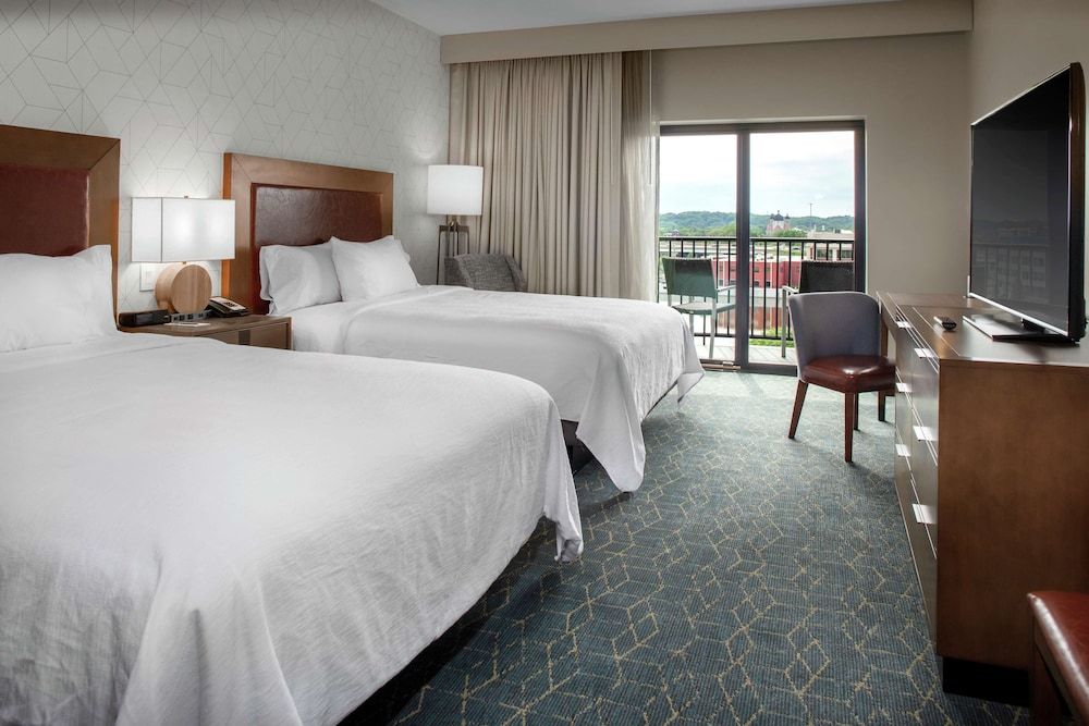 Suite, 2 Queen Beds, Balcony (Water View)