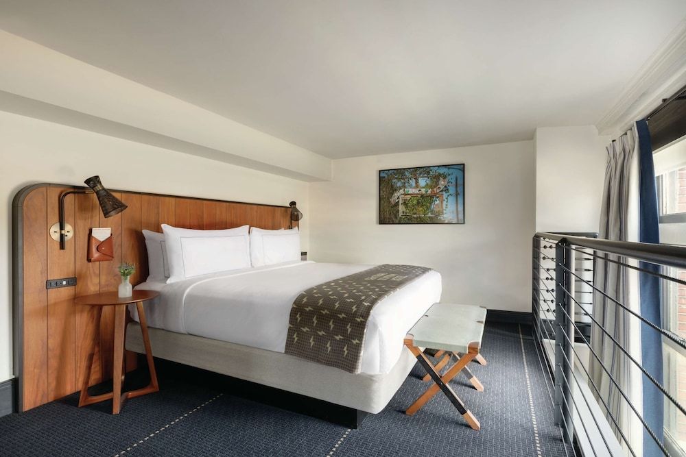 Loft, 1 King Bed