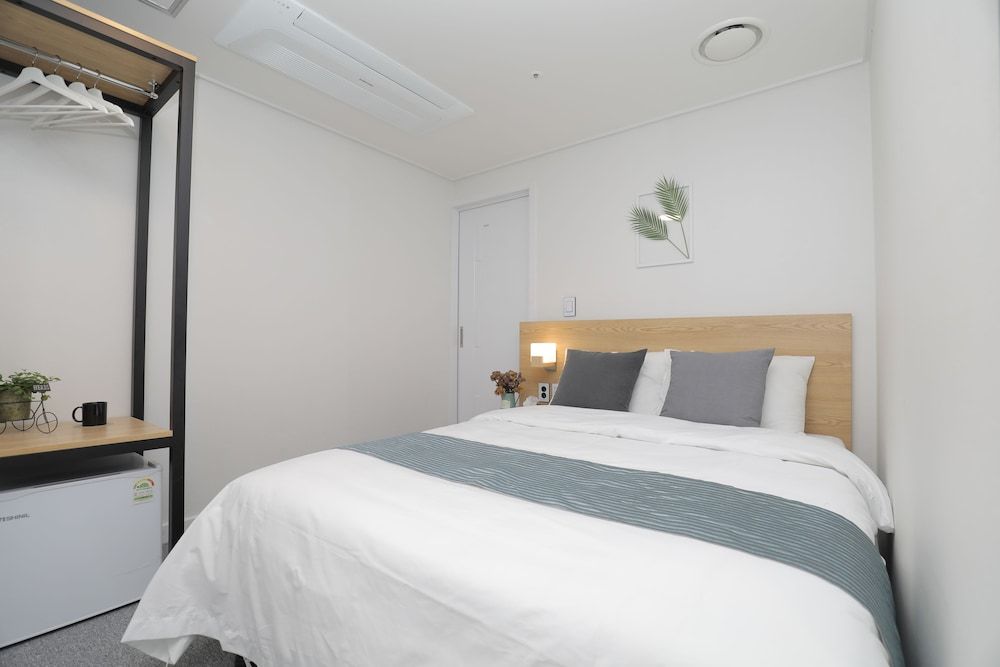 Line Hotel Myeongdong Economy Double Room, No Windows