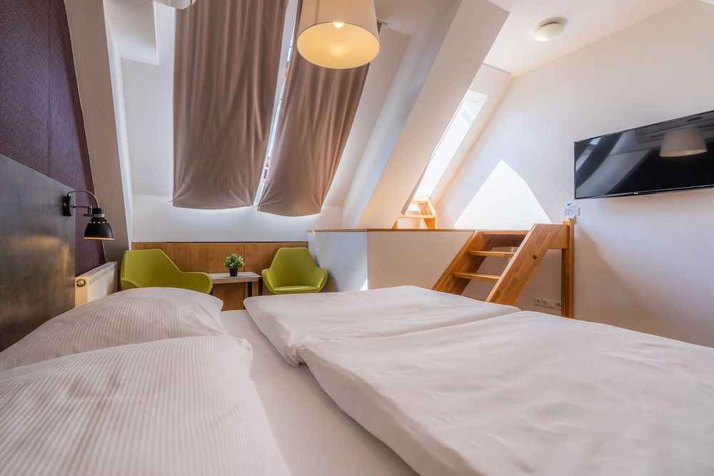 EA ApartHotel Melantrich Maisonet with Terrace