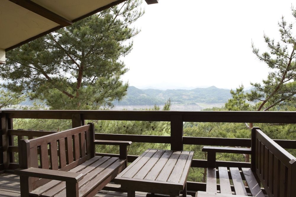 Club ES Jecheon Resort Family Room 3