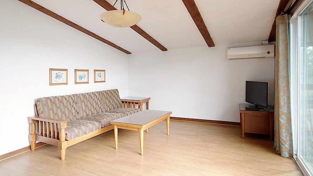 Club ES Jecheon Resort Family Room 6