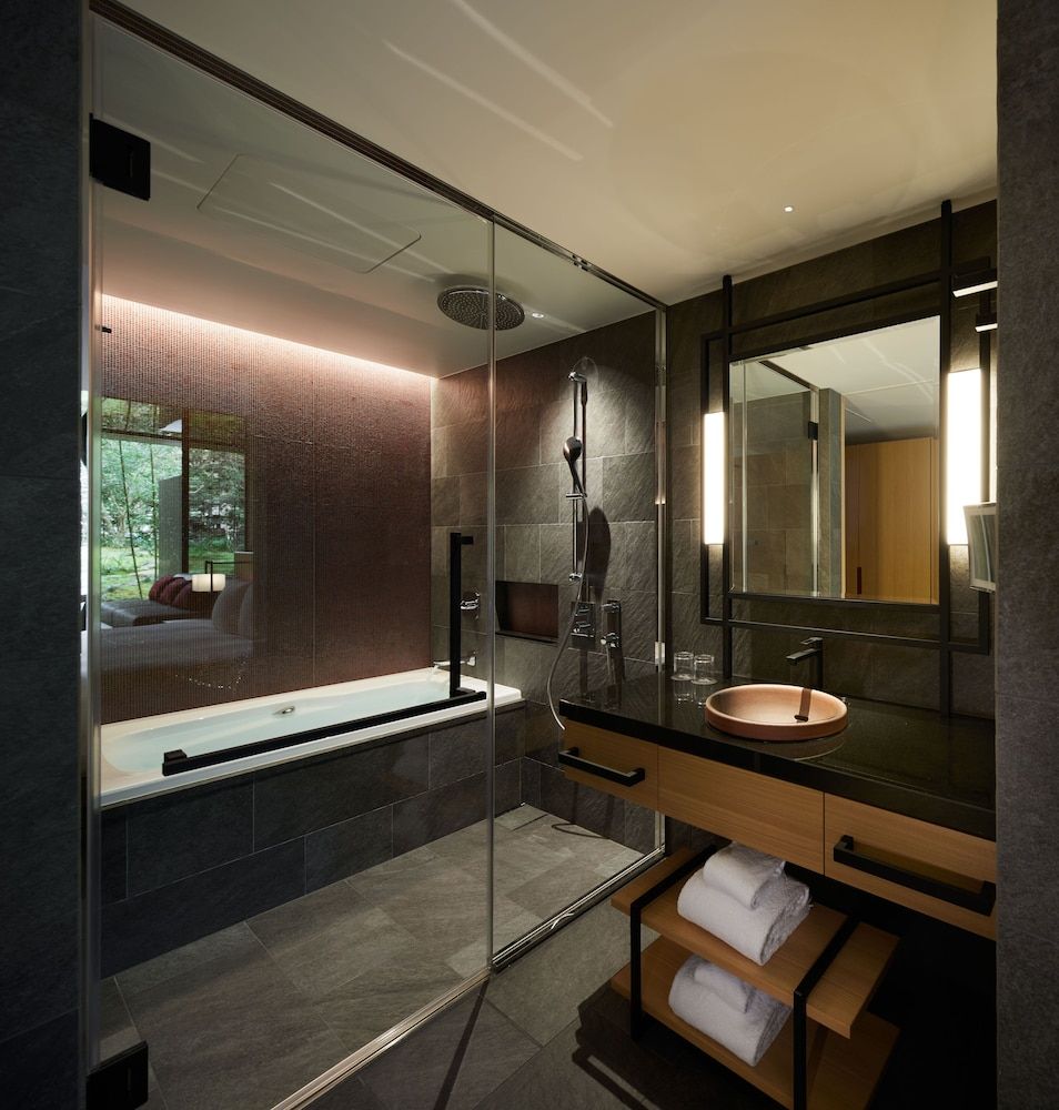 Garrya Nijo Castle Kyoto Deluxe Room, 1 King Bed, Non Smoking 6