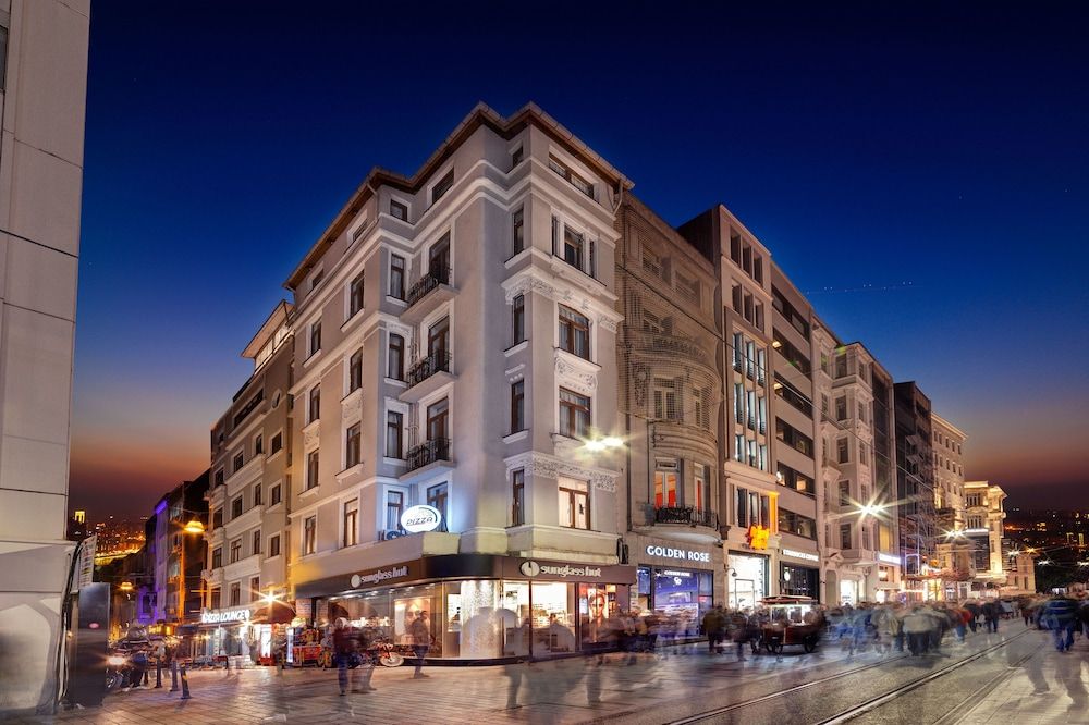 undefined Lime Garden Hotel 7