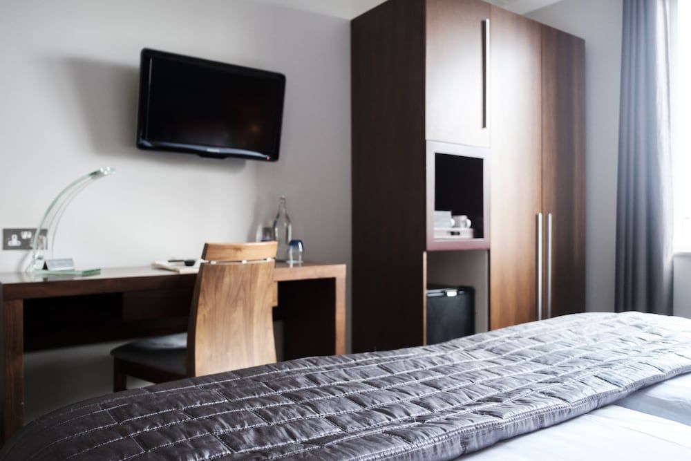 The Fox & Goose Hotel Standard Twin Room 7