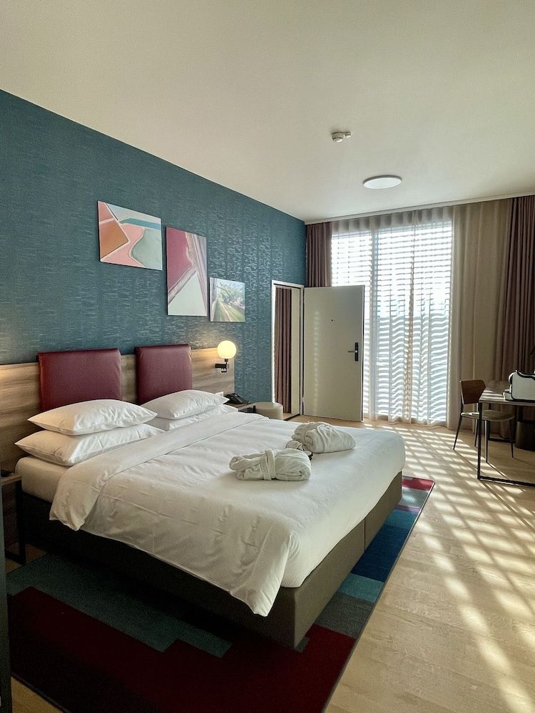 Family Suite, 1 Double Bed and 1 Double Sofa Bed