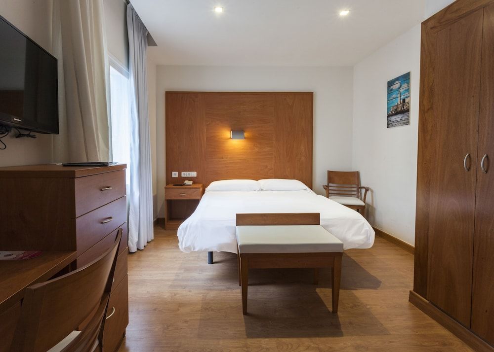 Double room with extra bed