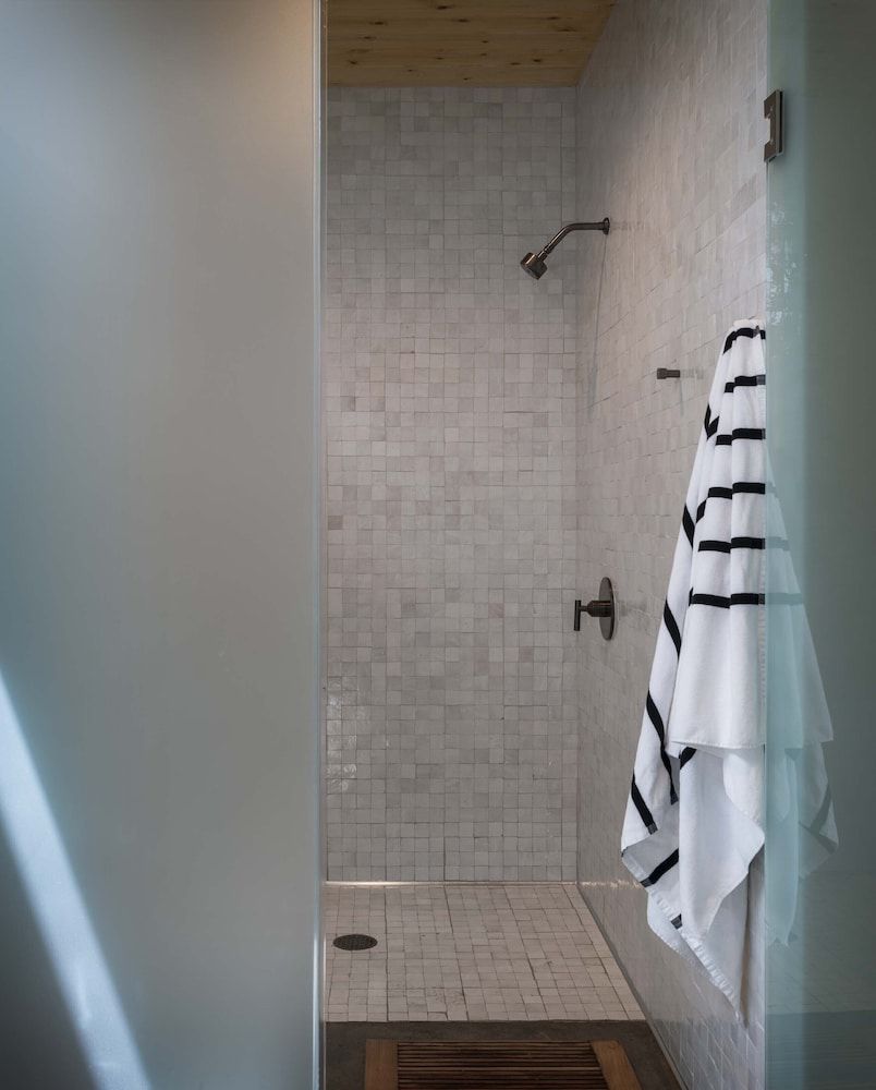 AutoCamp Yosemite Room, Mobility Accessible (Adventure Tent) 5