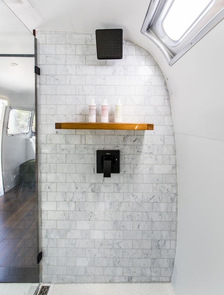 AutoCamp Yosemite Premium Suite, Mobility Accessible 9