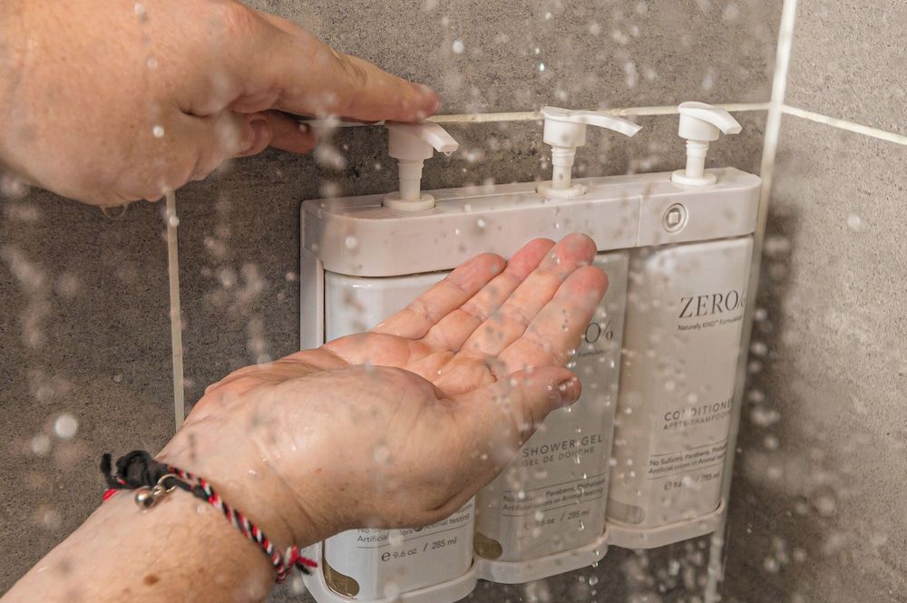 HQ Aparthotel Farnborough 1 Bedroom Apartment Twin 6