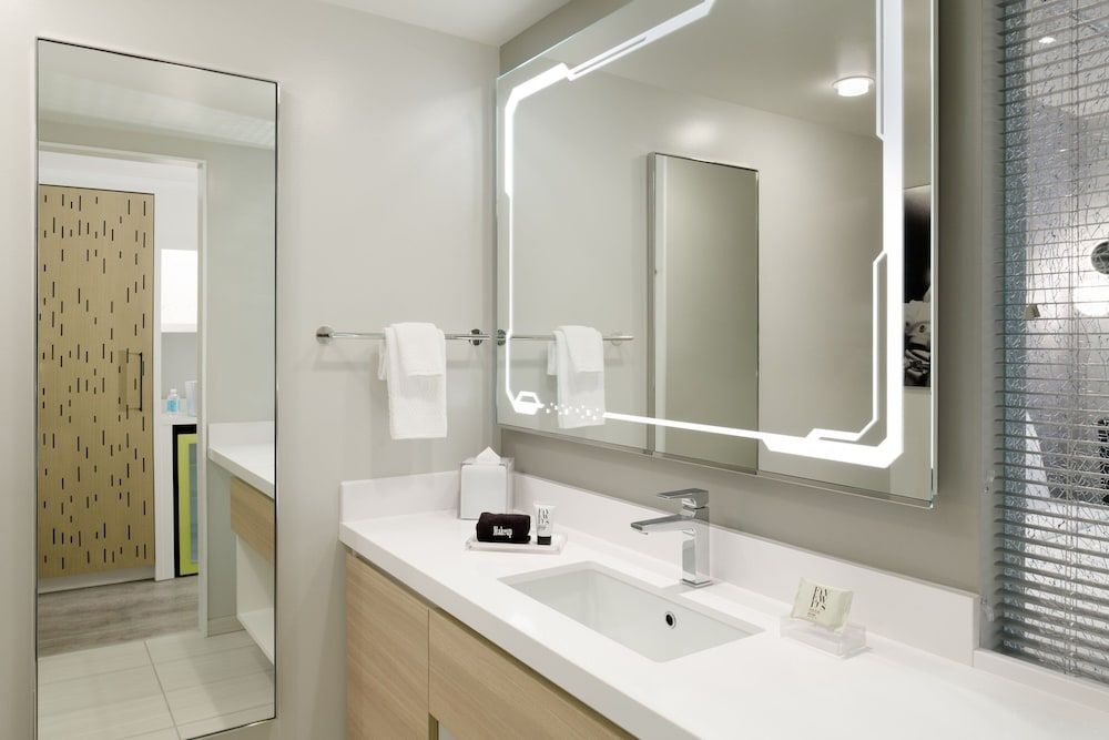 undefined Astra Hotel, Seattle, A Tribute Portfolio Hotel by Marriott 10