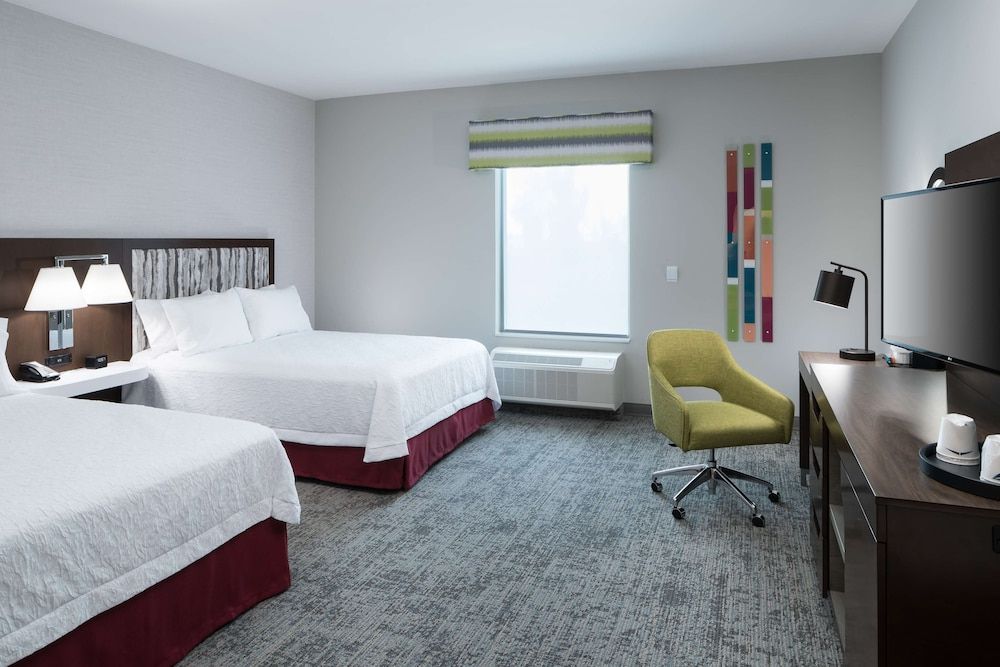 Room, 2 Queen Beds, Accessible, Bathtub