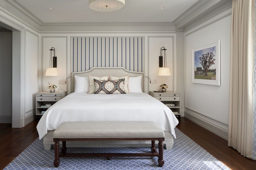 Keswick Hall Deluxe Room, 1 King Bed (View)