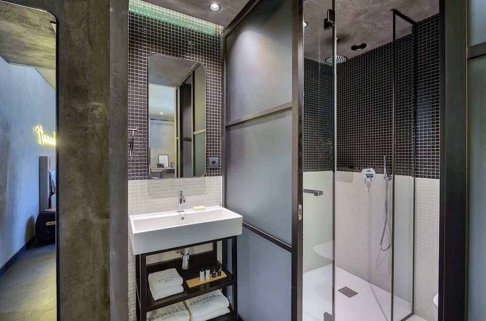 ONOMA Hotel Firstname 4