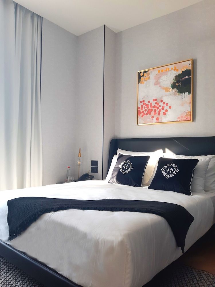 undefined The Herbert 3