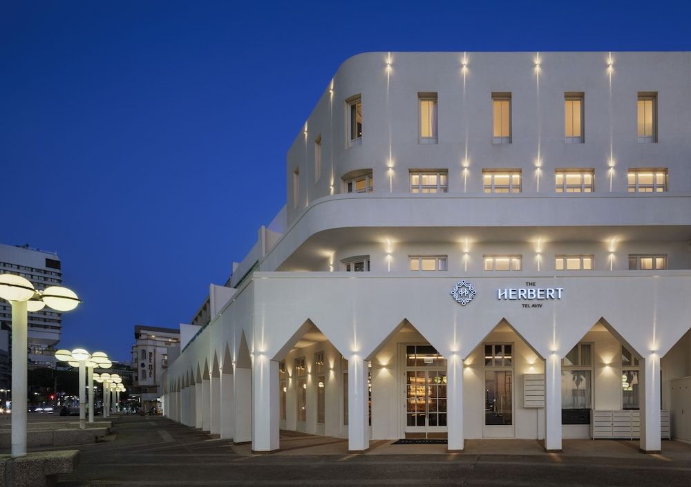 undefined The Herbert 8