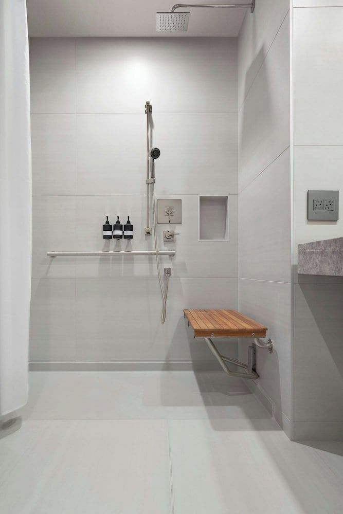 Room, 2 Queen Beds (Mobility Accessible, Roll-in Shower)