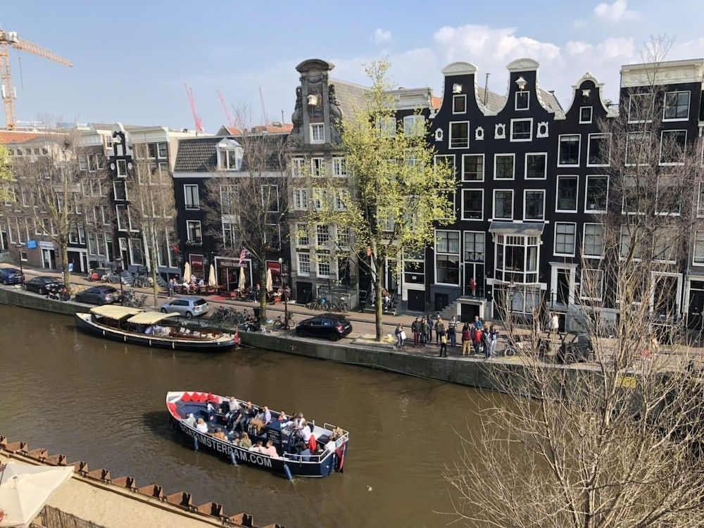 Facade Hotel Amsterdam Double Room, 1 Large Twin Bed, Canal View (Small)