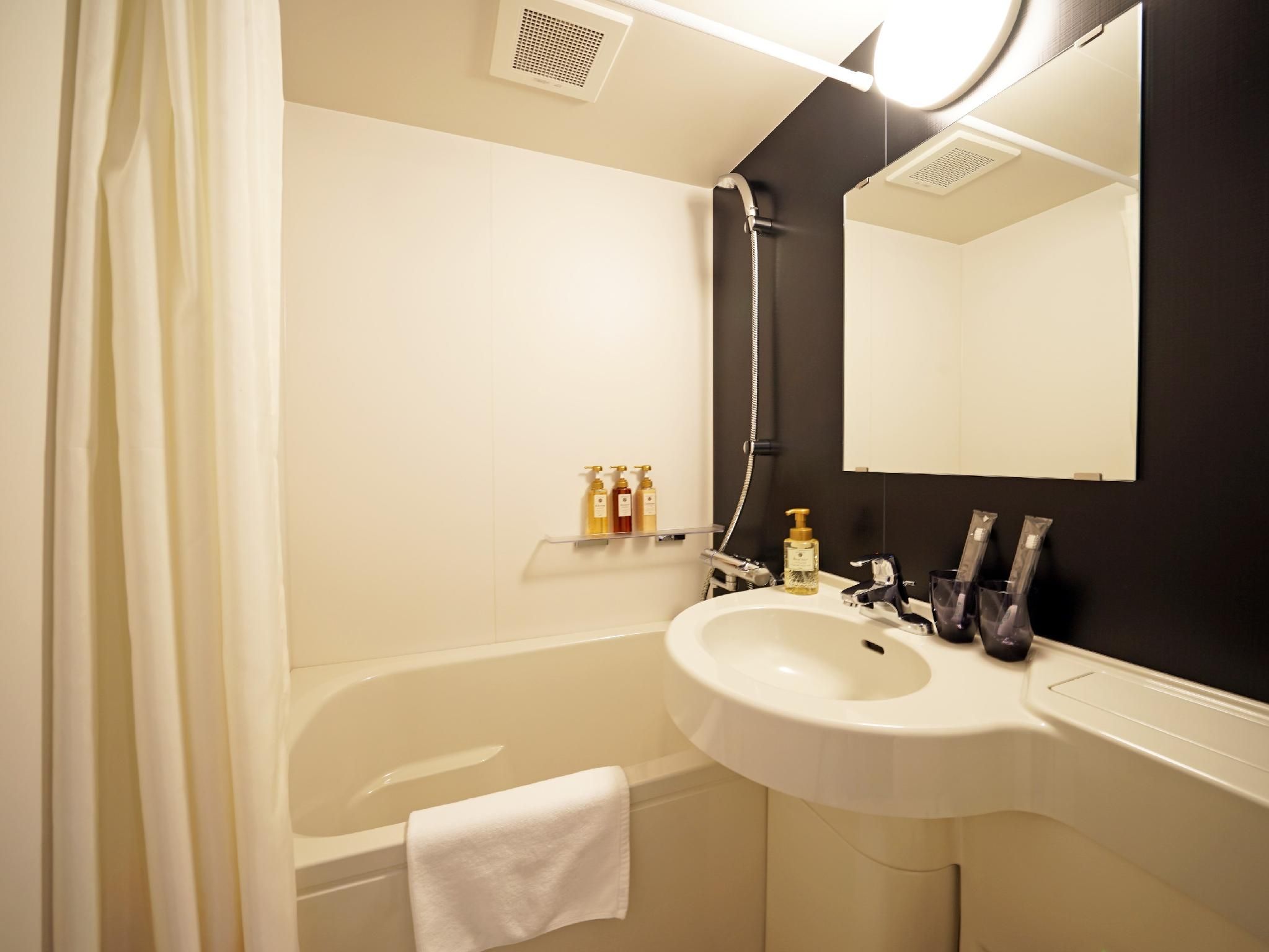 undefined CHISUN STANDARD Osaka Shin-Imamiya 8