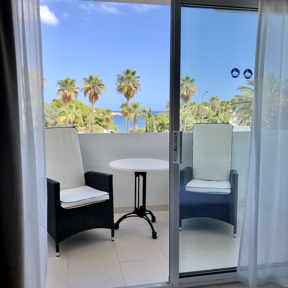 Superior Double or Twin Room, Sea View