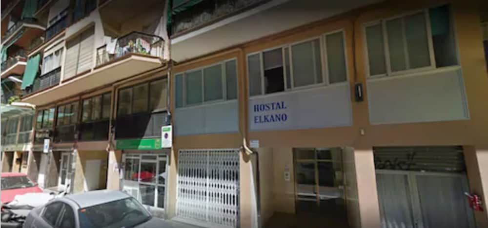 undefined Hostal Elkano 5