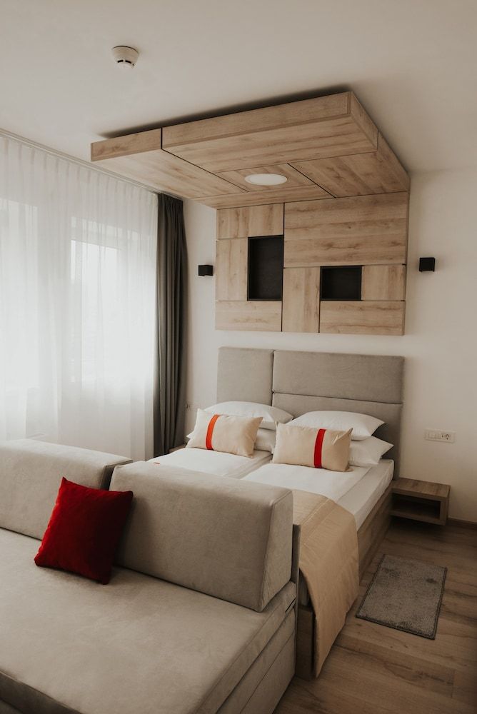 Superior Room, City View