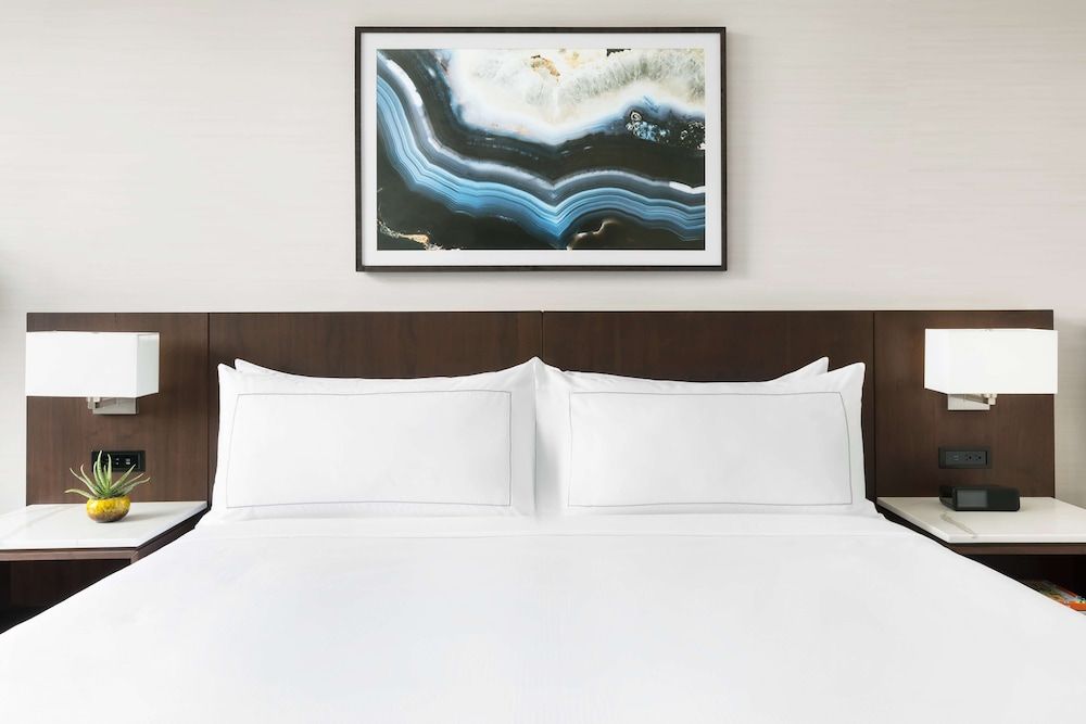 undefined DoubleTree by Hilton Tucson Downtown Convention Center 3