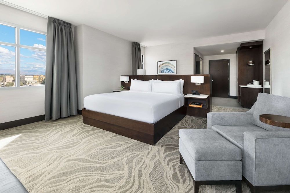 undefined DoubleTree by Hilton Tucson Downtown Convention Center 4